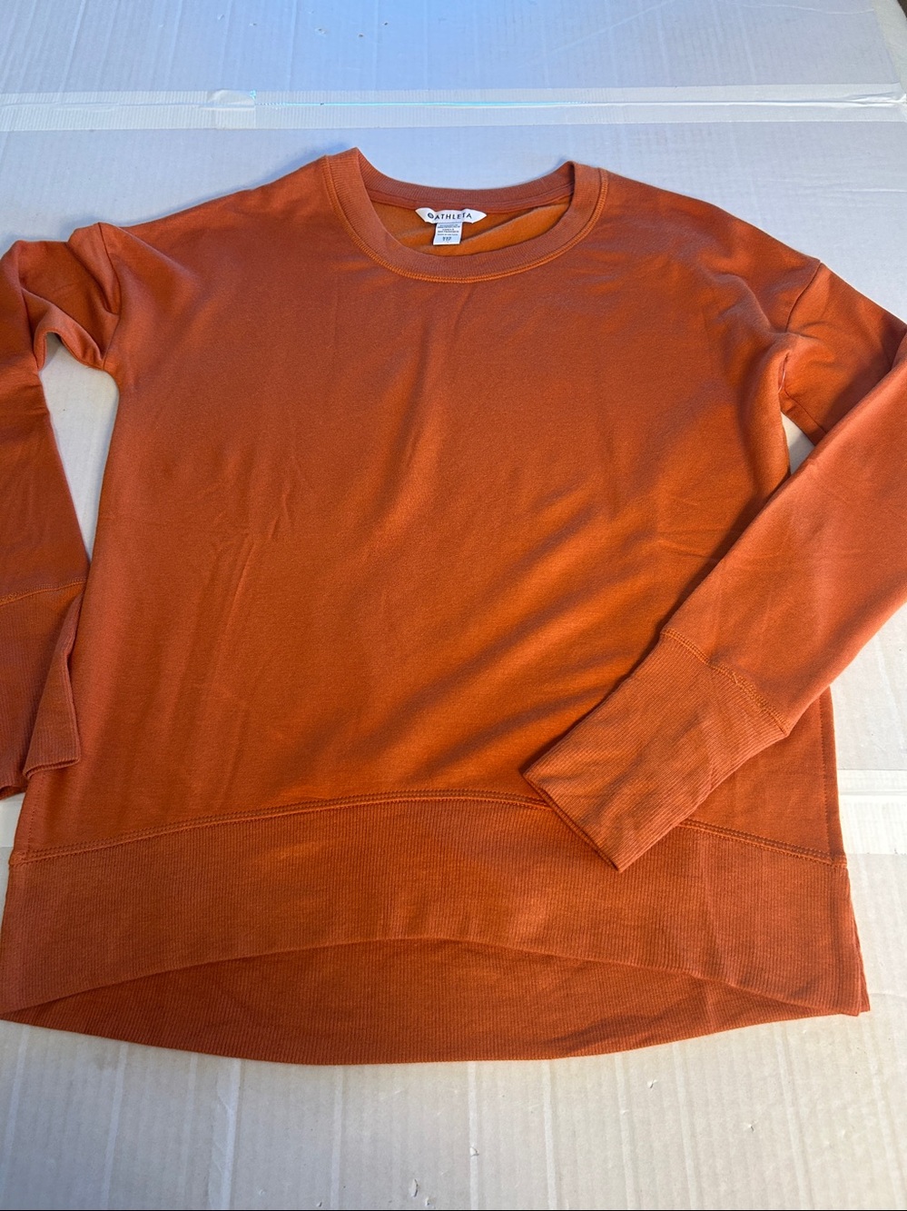 Athleta Womens Crew-Neck Coaster Luxe Recover Sweatshirt
Burnt Orange Sz XXS - Picture 7 of 16